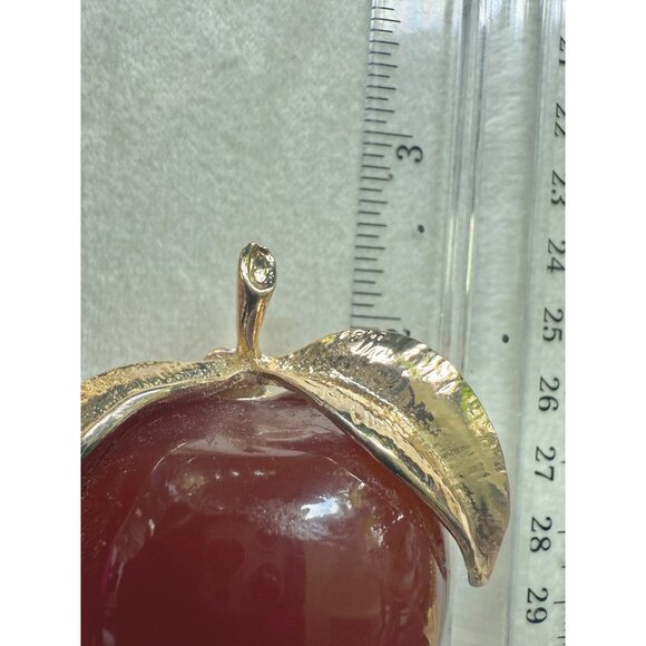Vintage Gold Tone & LARGE Red Lucite Apple Brooch JELLY - Picture 3 of 3